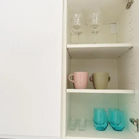 Apartment Batorego 18: White Oasis Near Metro And National Park