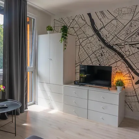 Batorego 18 - White - 450m Stacja Metra Pola Mokotowskie, 800m Biblioteka Narodowa, 20m Piekny Park Pola Mokotowskie, 800m Do Sgh - Wifi - Smart Tv - Good *