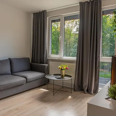 Batorego 18 - White - 450m Stacja Metra Pola Mokotowskie, 800m Biblioteka Narodowa, 20m Piekny Park Pola Mokotowskie, 800m Do Sgh - Wifi - Smart Tv - Good