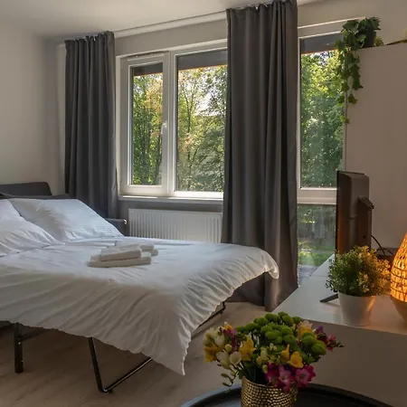 Апартаменты Batorego 18 - White - 450m Stacja Metra Pola Mokotowskie, 800m Biblioteka Narodowa, 20m Piekny Park Pola Mokotowskie, 800m Do Sgh - Wifi - Smart Tv - Good Варшава